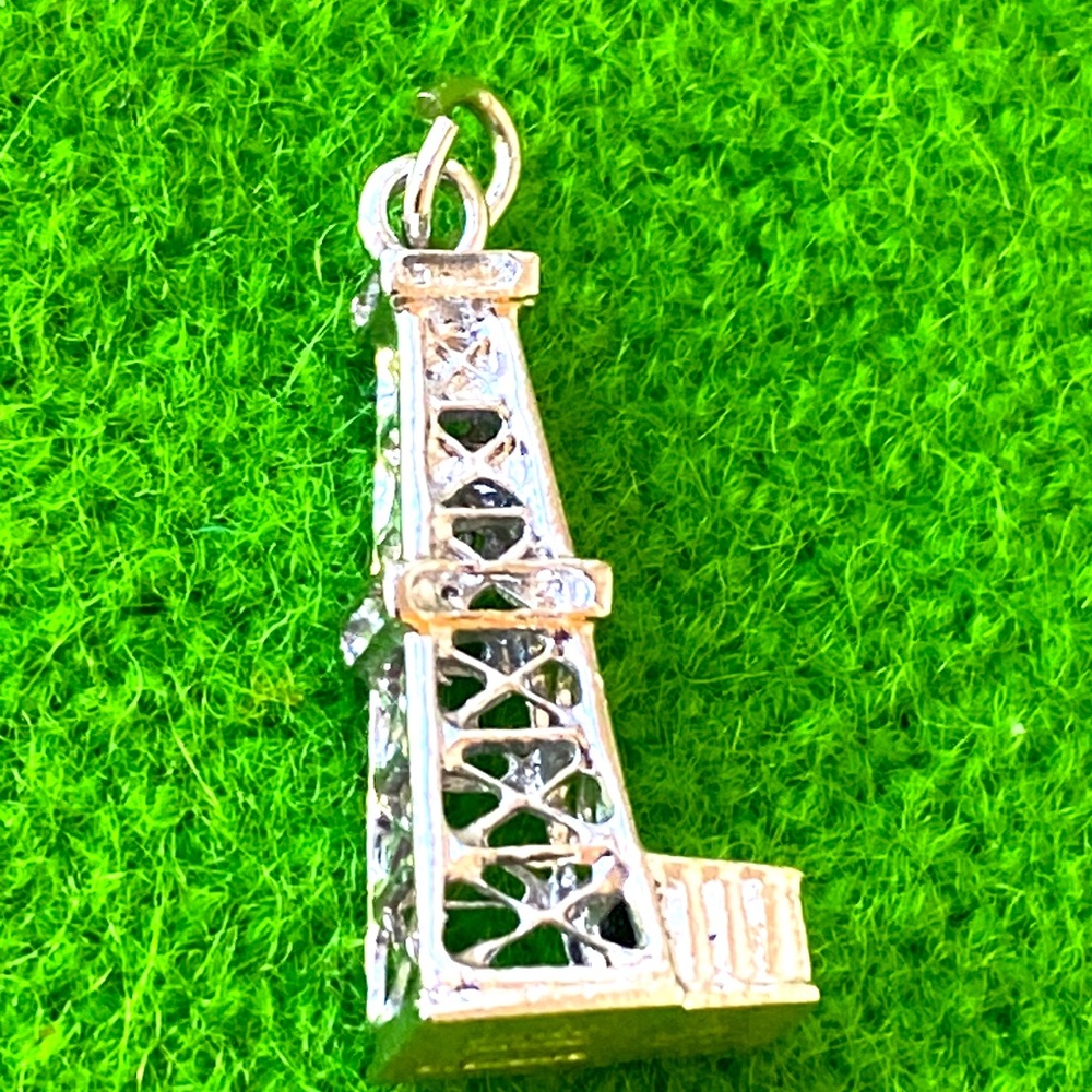 Kinney Providence  RI sterling silver oil rig charm